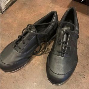 Leo ultra tap shoes size 5